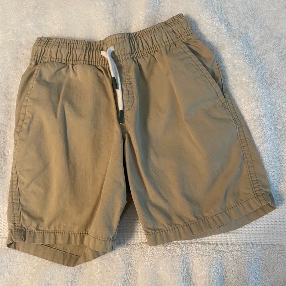 Boys cat & Jack shorts size 4/5 T